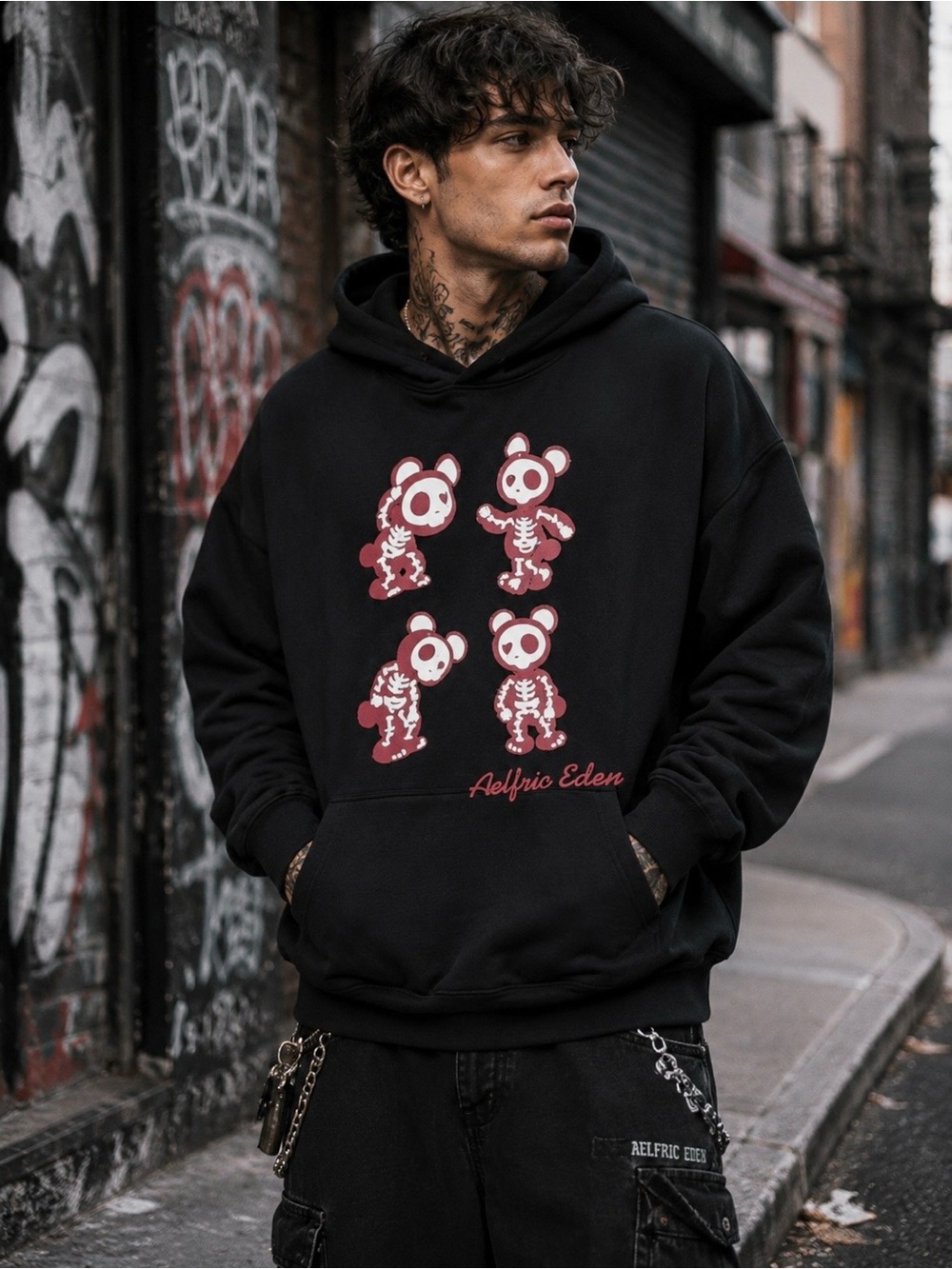 Aelfric Eden Black Skeleton Bear Red & White Graphic Sweatshirt Hoodie Size XL